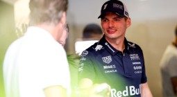Veszélyes, amikor megérzi a vér szagát – Így látják a riválisok Verstappen esélyeit