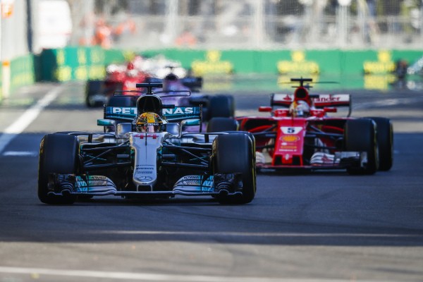 Vettel: a 2017-es bakui események közelebb hoztak minket Hamiltonnal
