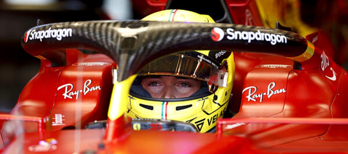 Extrémsporttal készül a 2023-as szezonra Charles Leclerc (képek)