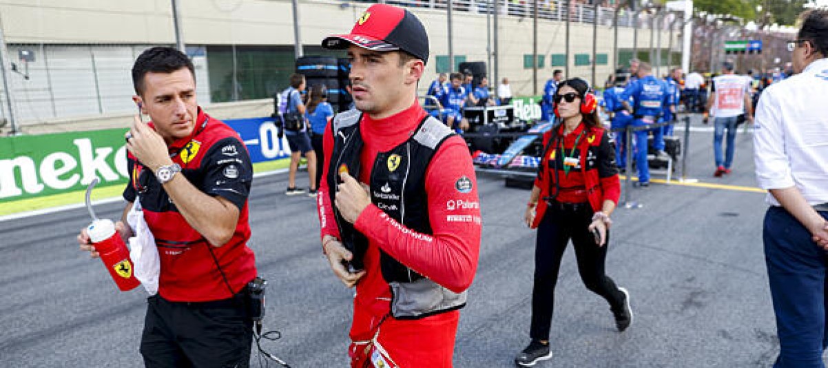 A Ferrari elmondta, miért nem hallgattak Leclerc-re Brazíliában