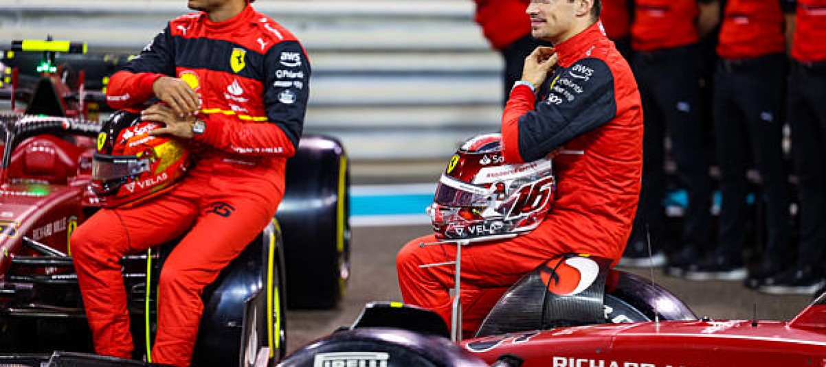 Leclerc jól, Sainz rosszul járhat a Ferrari új csapatfőnökével – sajtóhír