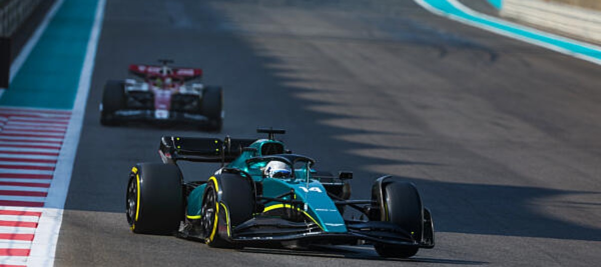 Alonso máris felidegesítette a Mercedest?