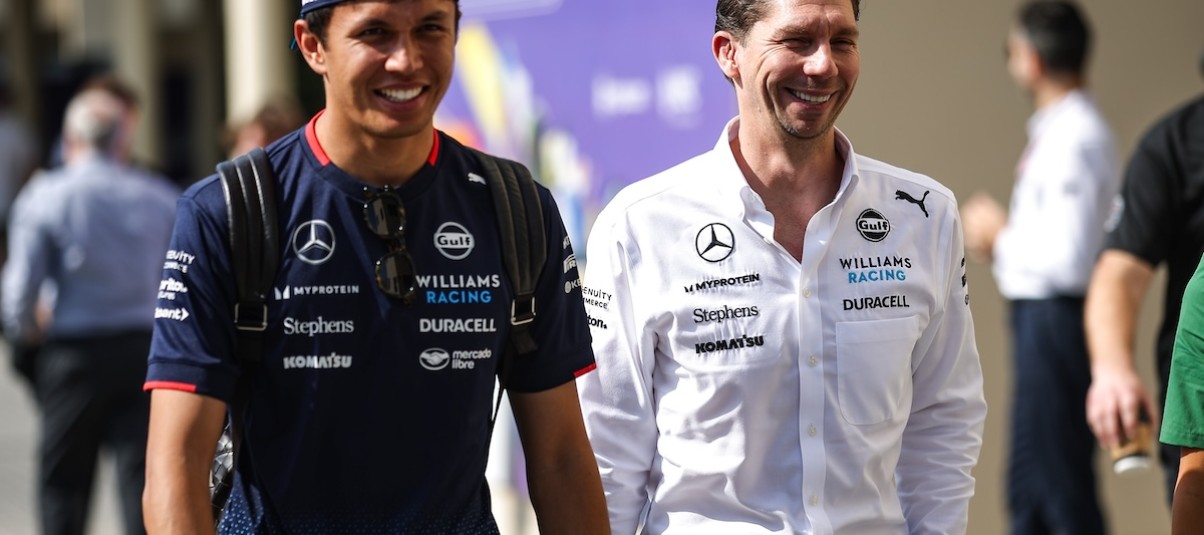 A Williams pilótája nekiment az FIA új szabályainak