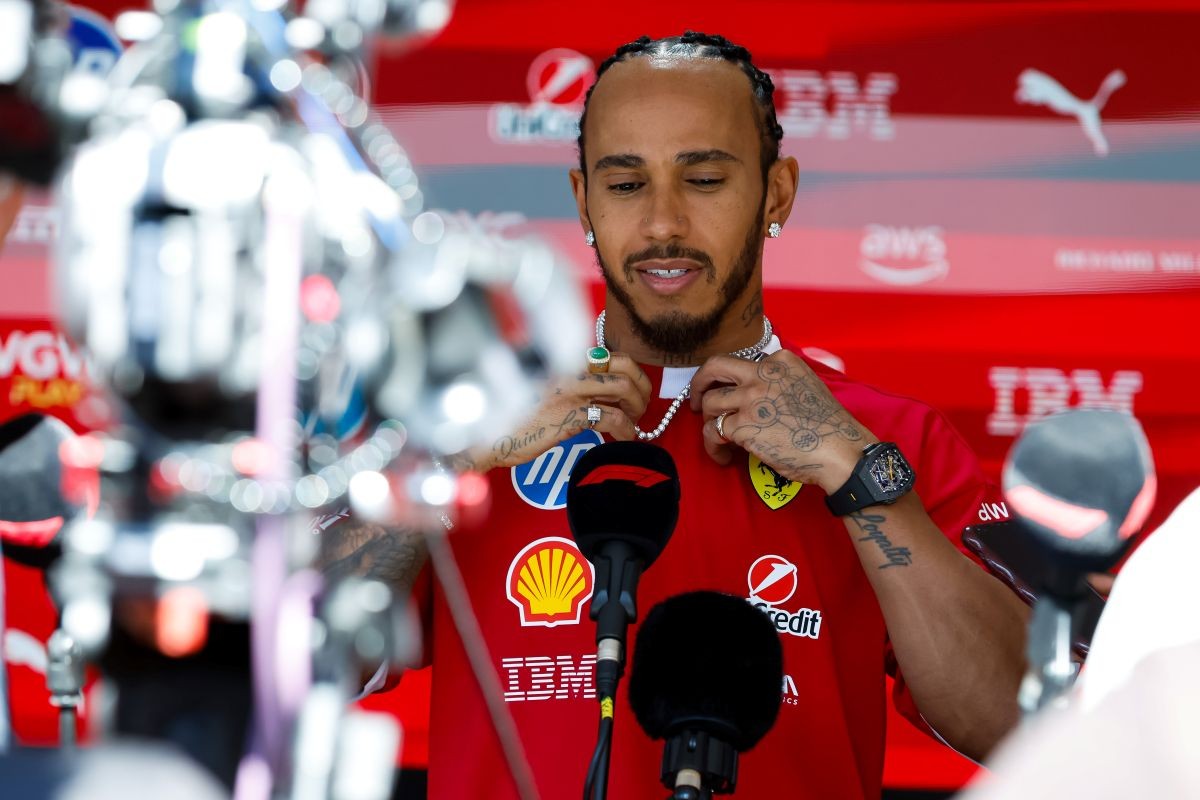 Több mint barátság? Hamilton és Raye titokzatos silverstone-i találkozása