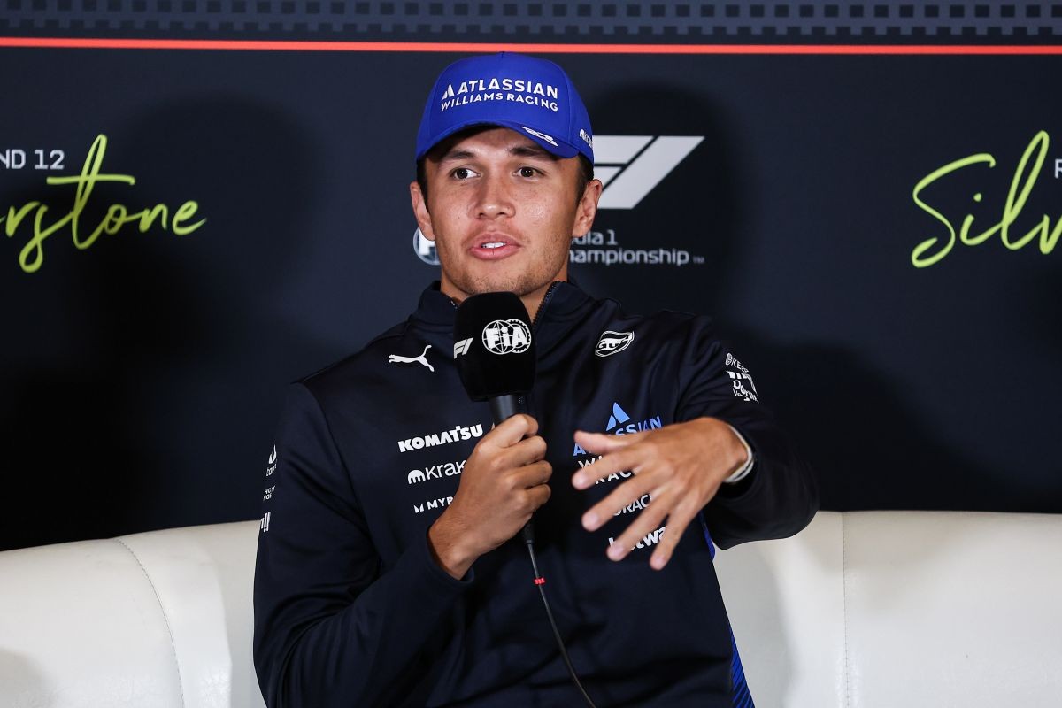 A Williams visszaesése: Albon szerint a riválisok gyorsabban fejlesztenek