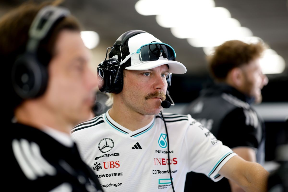 Wolff elismerően nyilatkozott Bottas mentori szerepéről és versenyzői képességeiről