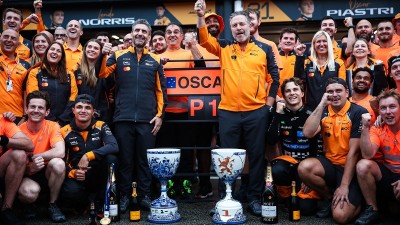Brutális áron kerülhet teljesen közel-keleti befektetőkhöz a McLaren