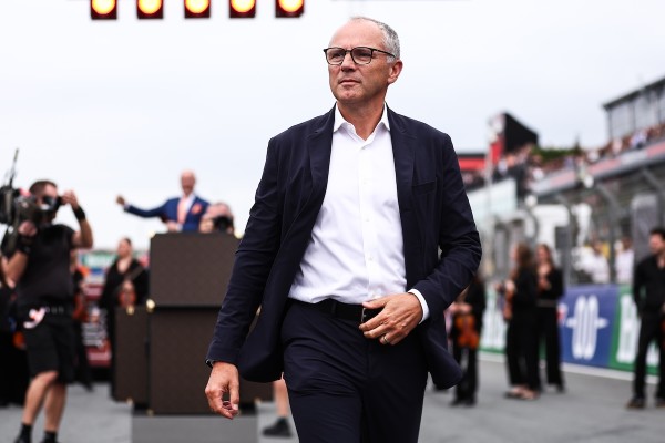 Alonso lerombolta Domenicali terveit – meglepő javaslattal állt elő