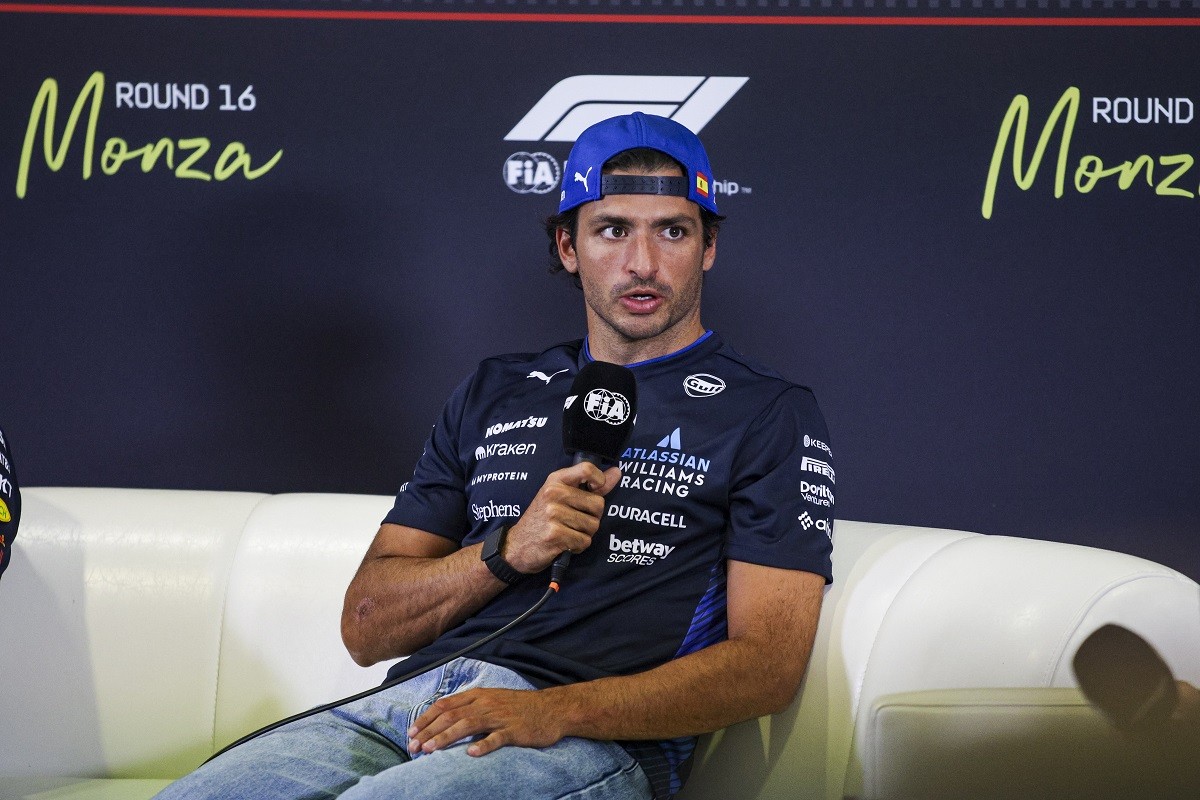 Sainz nem adja fel, bizonyítékokat gyűjt, hogy felülvizsgáltathassa zandvoorti büntetését!