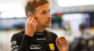 „Nagyon furcsa döntés lenne" – Button keményen odaszólt a Mercedesnek
