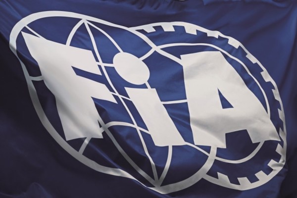Stratégiai változtatásokat vezet be az FIA Zandvoortban