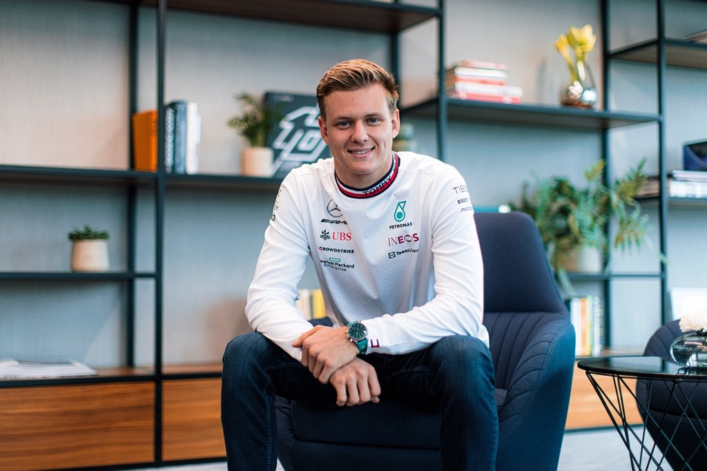 Mick Schumacher váratlan döntése: visszautasította az amerikai milliókat!
