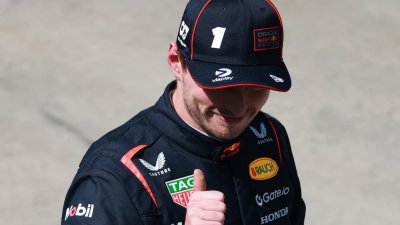 Villeneuve szerint mérnöki szemlélet hiányzik Verstappen csapattársaiból