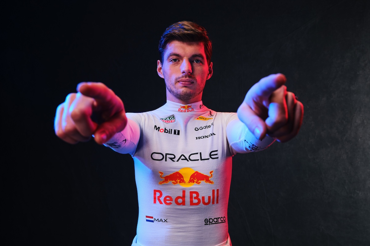 Lenyűgöző időmérőt teljesített a gyengébb autóval versenyző Verstappen a Nordschleifén!
